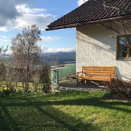 Lusenblick Apartman *